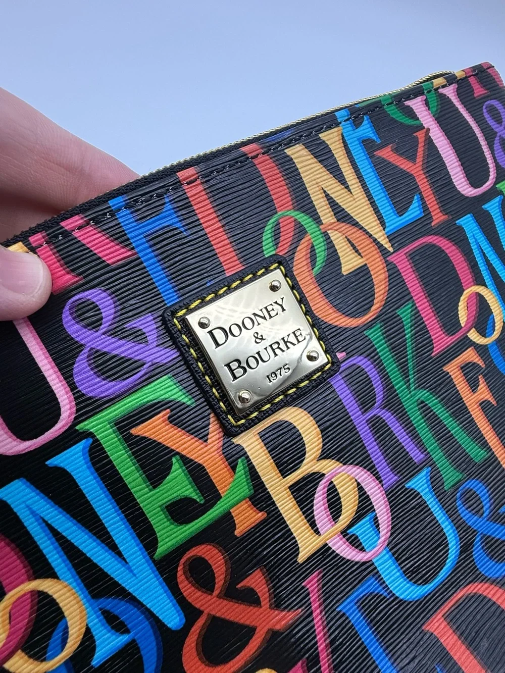 Dooney & Bourke Black Rainbow Retro Pouch Carrington NWT Graffiti Rainbow Black